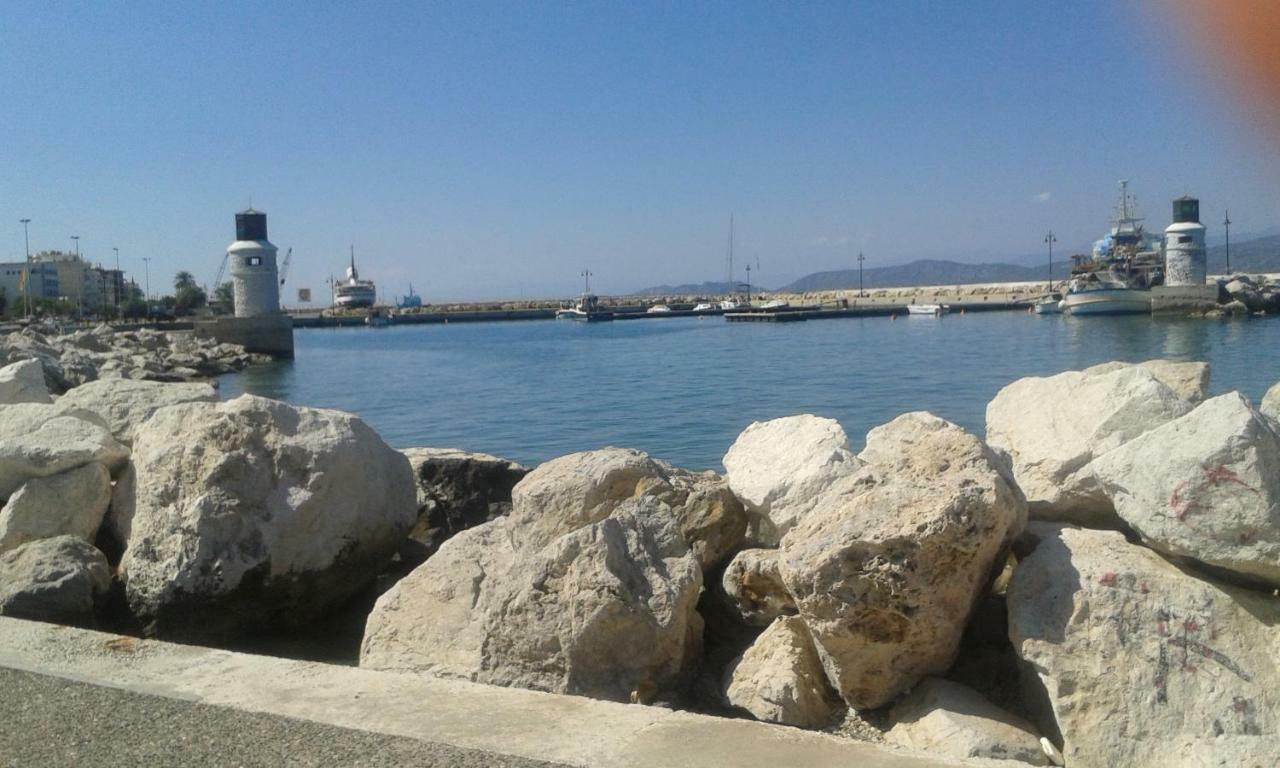Sweet Home Corinth Luaran gambar