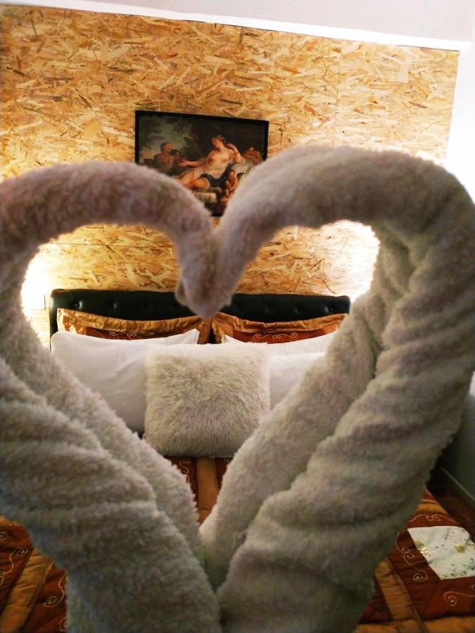Sweet Home Corinth Luaran gambar