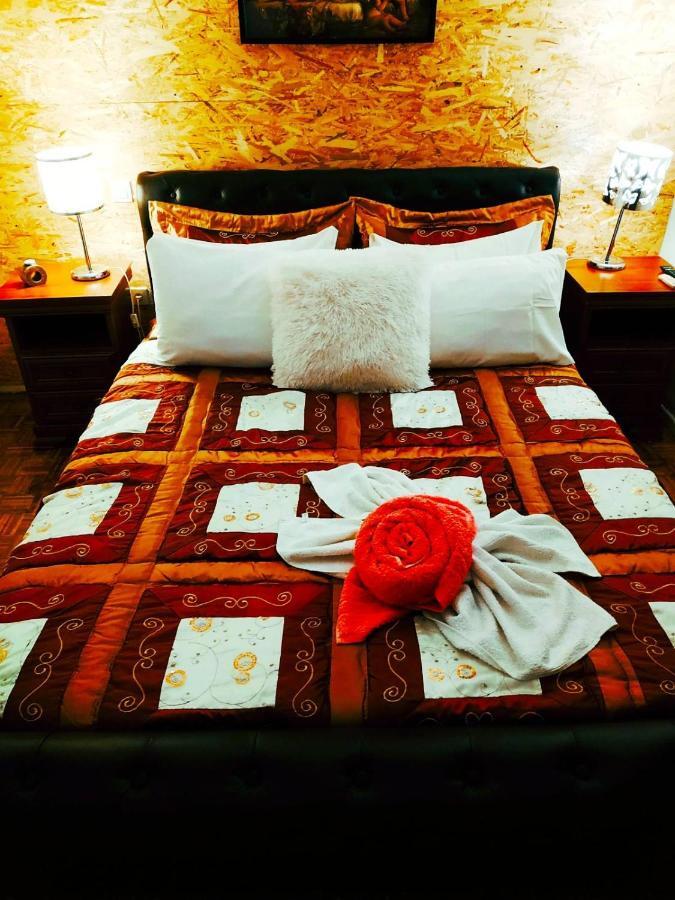 Sweet Home Corinth Luaran gambar